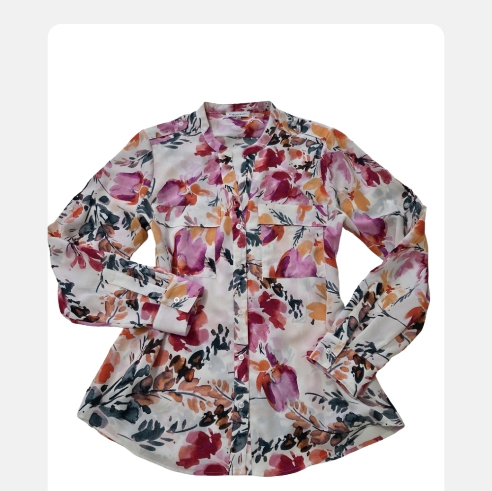 NWOT Calvin Klein Floral Blouse.